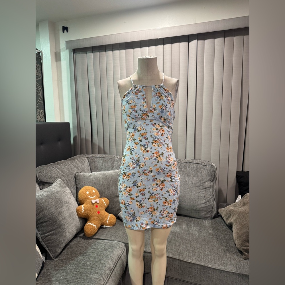 🌸AMTIOUS blue floral mini dress ✨